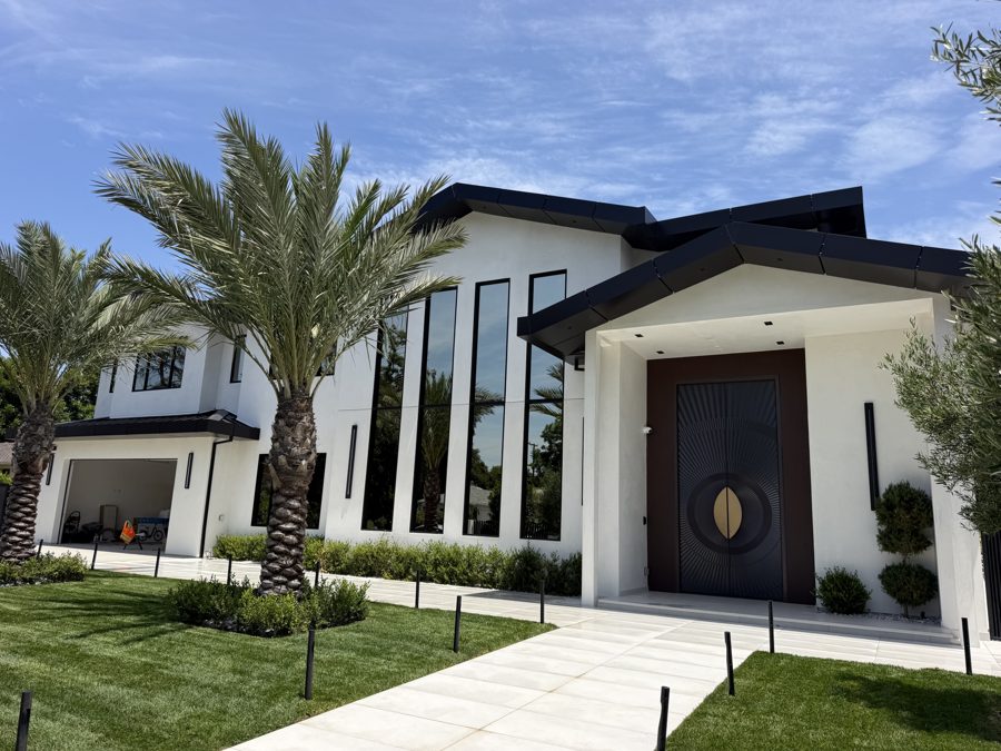 Modern residence with pool — window film installation, photo 1