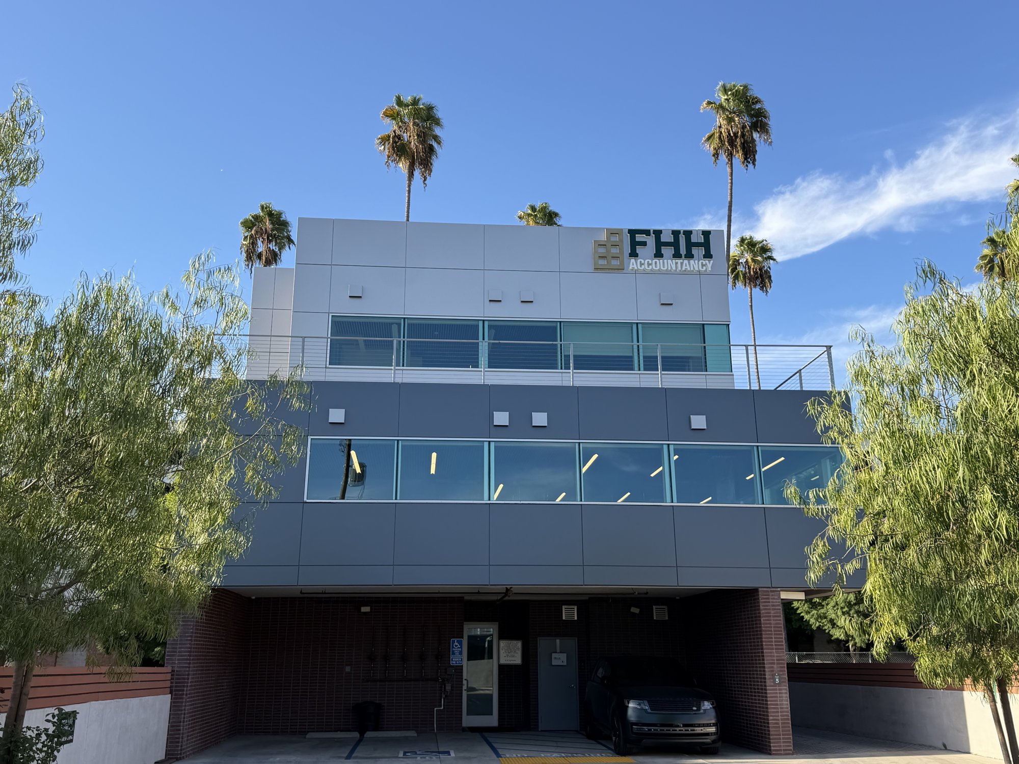 Office building — window film installation, photo 1
